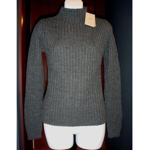 NWT Hemmond 100% Virgin Wool Sweater